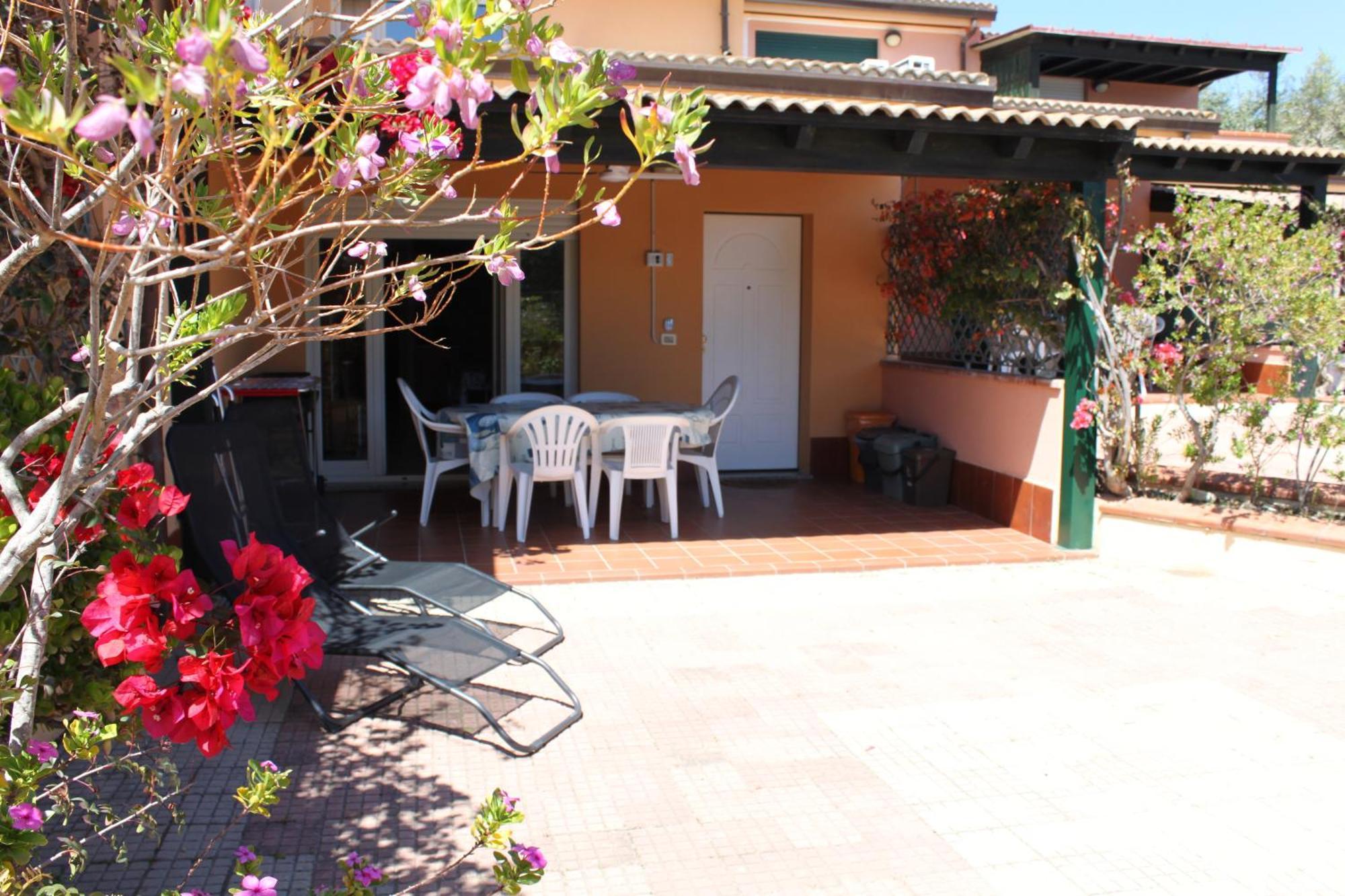 Aparthotel Arbatax Le Terrazze Sul Mare Extérieur photo